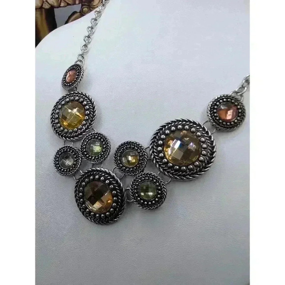 Premier Designs Necklace Multicolor Stones Bib Style Chain Link Silvertone - Picture 2 of 6